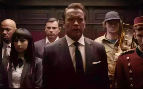 大片感觉！战斗！阿诺德·施瓦辛格主演手机游戏广告。2016超级碗