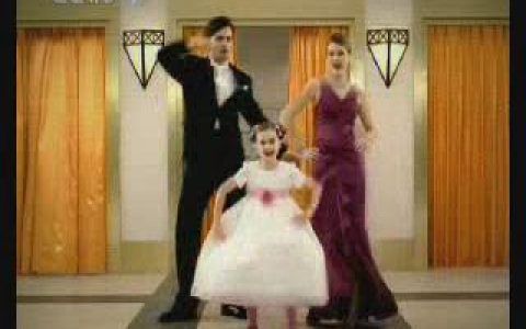 170东风悦达起亚塞拉图换衣服篇