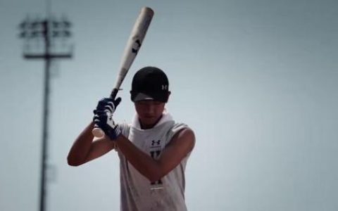 安德玛喊话青少年运动家，有能耐你来